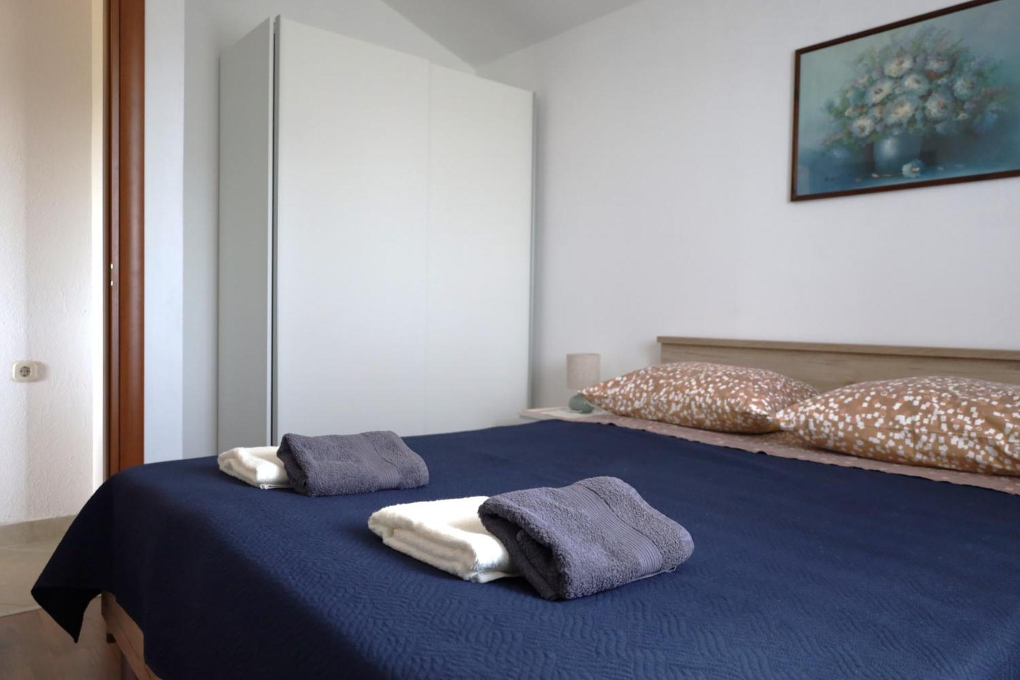 Apartman Zita Umag Bagian luar foto