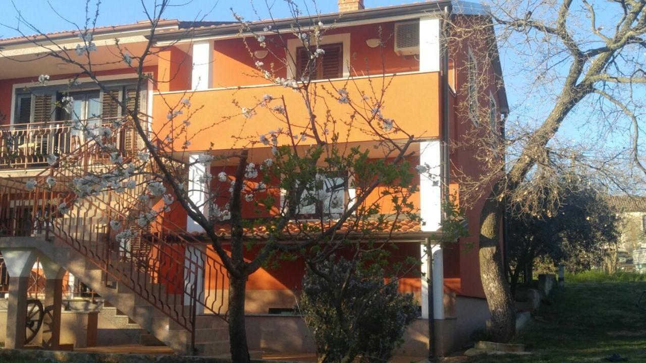 Apartman Zita Umag Bagian luar foto
